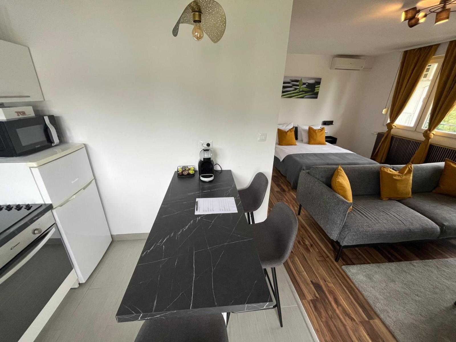 Eva Luxury Rooms & Apartments Plitvička Jezera Extérieur photo