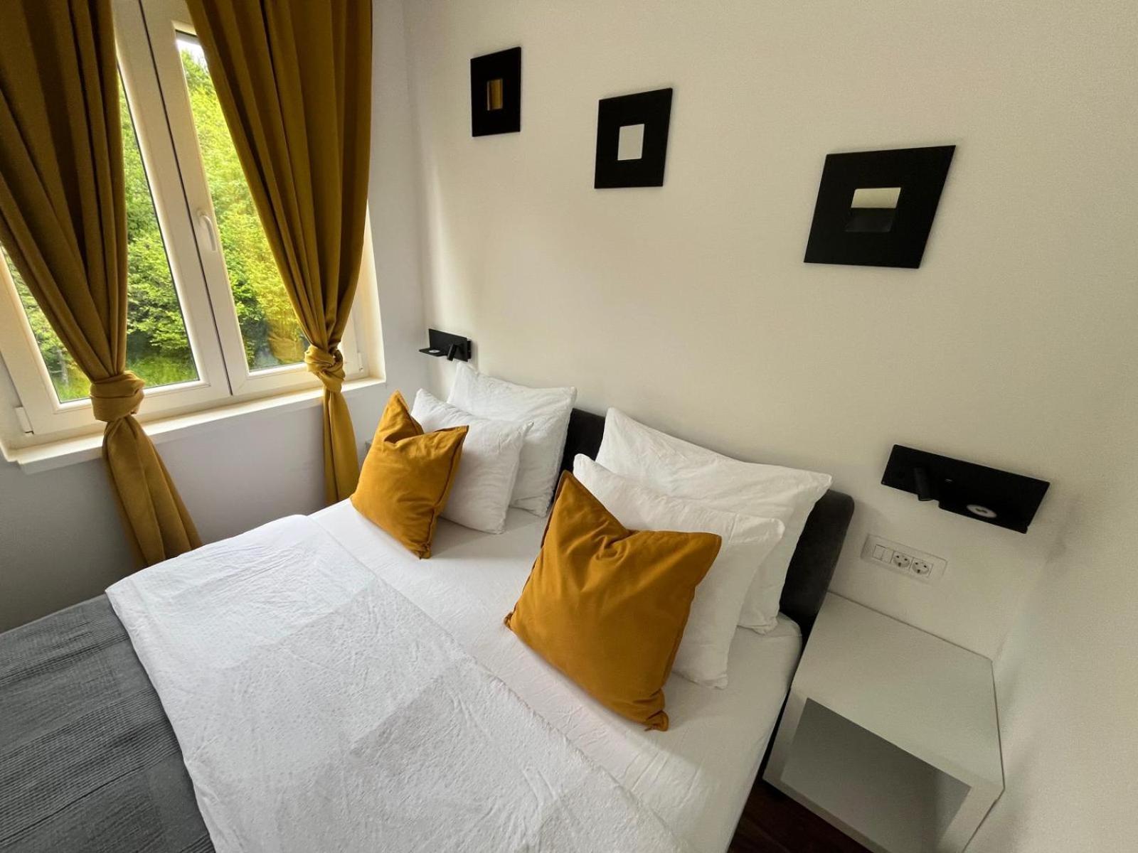 Eva Luxury Rooms & Apartments Plitvička Jezera Extérieur photo