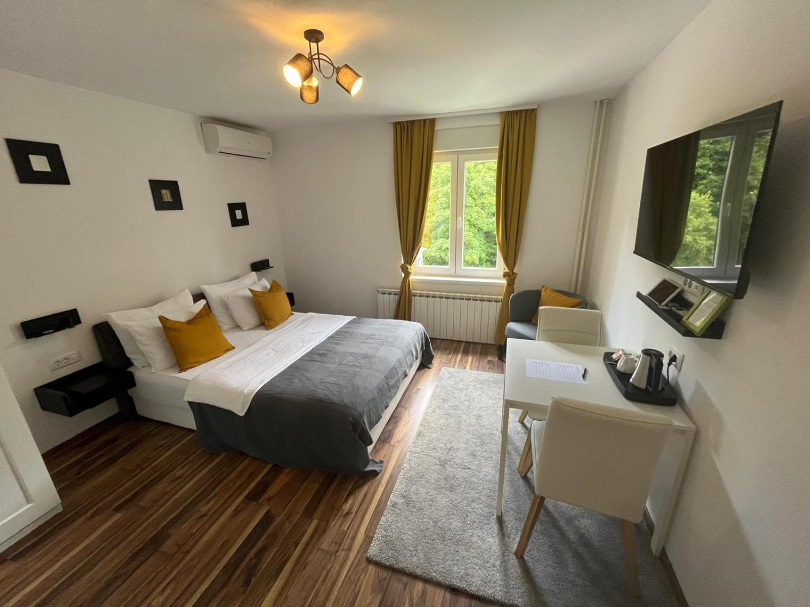 Eva Luxury Rooms & Apartments Plitvička Jezera Extérieur photo